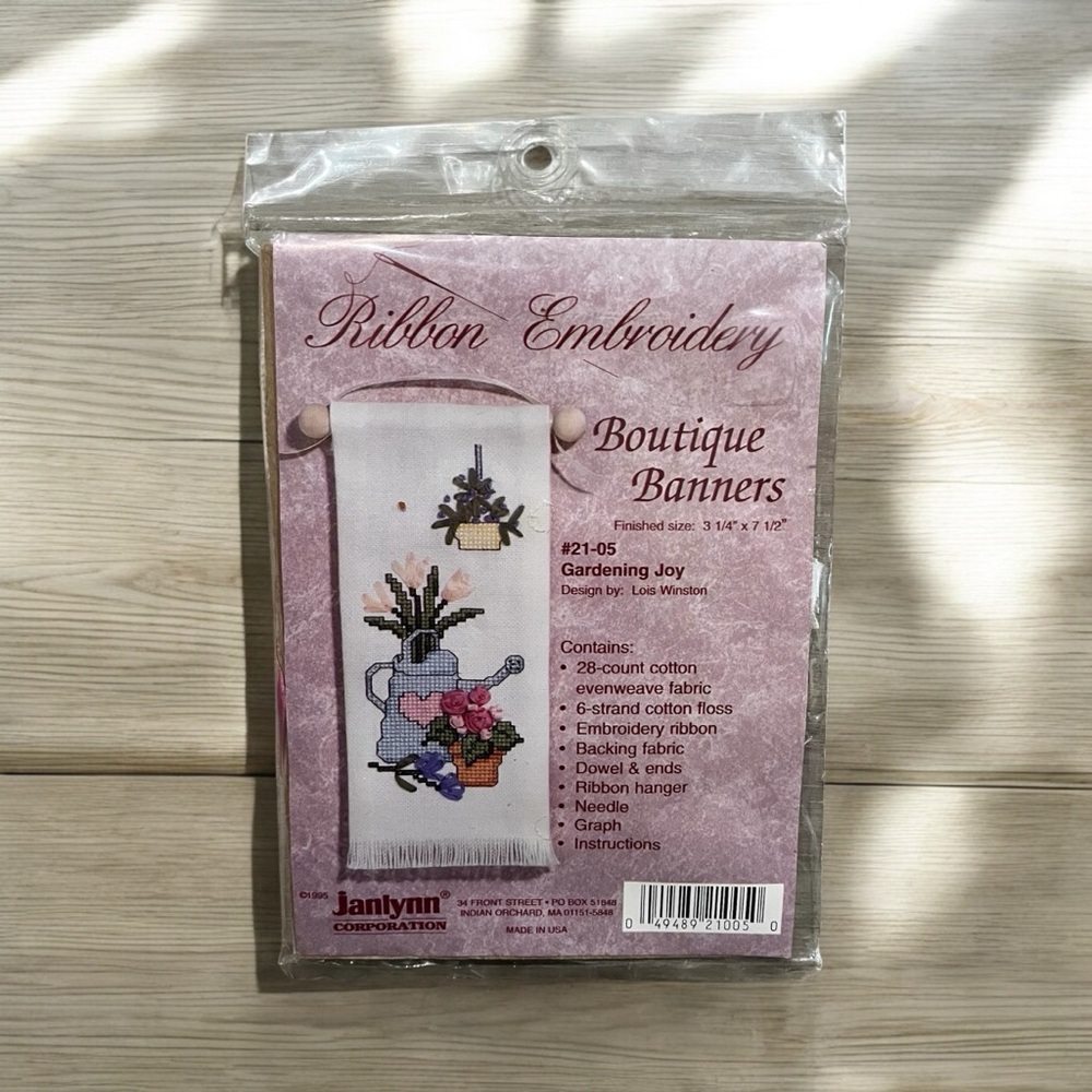 NWT Janlynn Ribbon Embroidery Gardening Joy Boutique Banners Kit